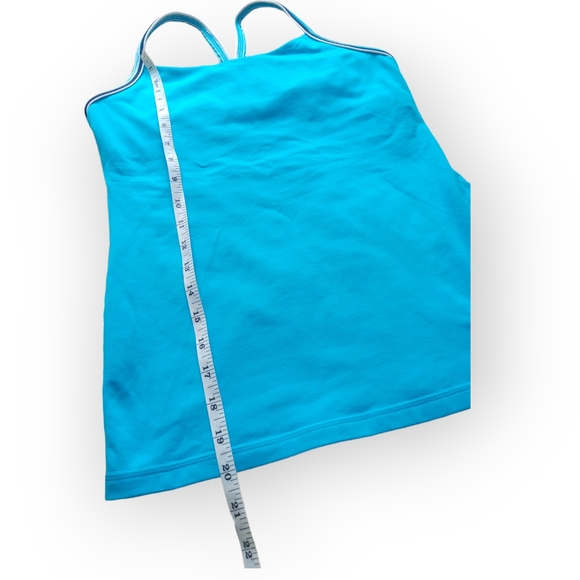 Lululemon women blue gingham tank top with light shelf bra size 8 - Picture 5 of 7